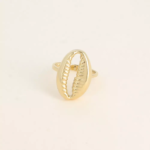 02-bague-coquillage-cauri-dejolieschoses-bohm-paris-saint-ave-DORE-bijoux-fantaisie