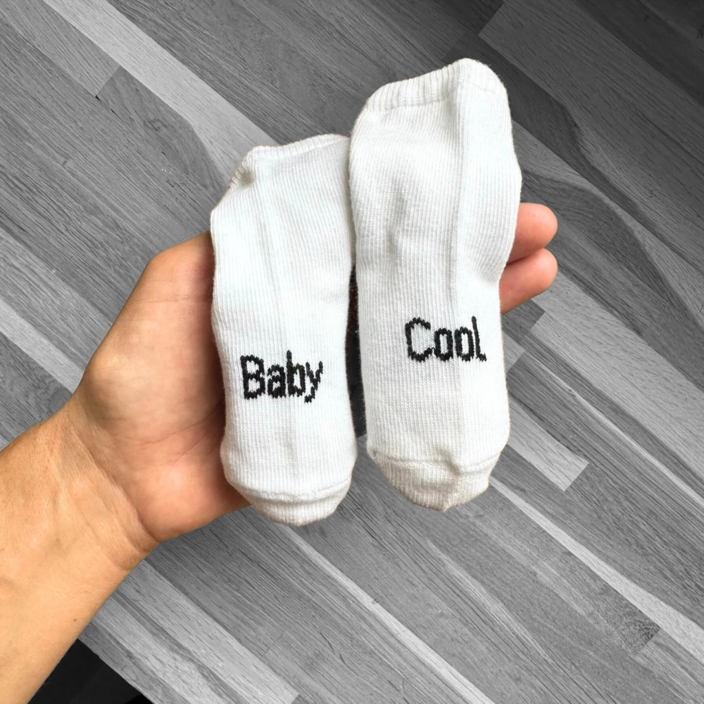 08-chaussettes-Baby-Cool-cadeau-bébé-naissance-vannes-klak-dejolieschoses-boutique