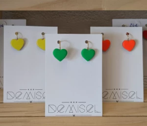boucles-d-oreilles-amourette-idée-cadeau-maman-demisel-coloris-cuir-recyclé-bijou